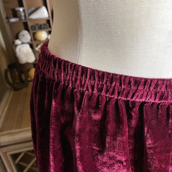 Vintage 90s Dark Red Velvet Skirt Set Dark Bohemian Butterfly Embroidered 18 20 - Picture 12 of 16